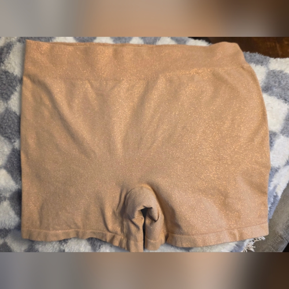 Skims Soft Smoothing Seamless Lurex Shorts 2x Nude Color